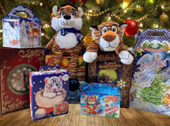 Новогодними детскими сладкими подарками ИП Ковалева О.В. радует  более 20 лет