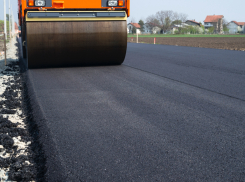 До 2026 года в Краснодарском крае обновят более 100 км федеральных дорог
