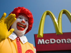 Он улетел, но обещал вернуться: «McDonald’s» в Новороссийске могут возобновить работу уже в середине июня