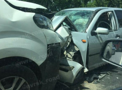 Лобовое столкновение на серпантине под Новороссийском унесло жизнь человека