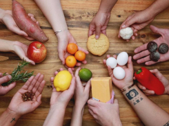 Магазины Новороссийска начнут штрафовать за раздачу просрочки 