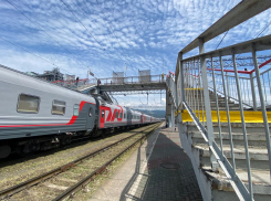 В Новороссийск - до октября: в бархатный сезон на юг России поезда будут ездить чаще и дольше