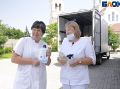 «Это как раз то, что нужно!» - в детскую больницу Мысхако прибыл целый фургон с продукцией «Matrёshka»