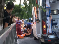 Ударил в грудь ножом пешеход водителя в Новороссийске