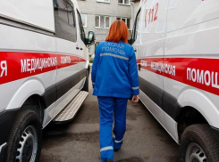 Два микроавтобуса устроили лобовое ДТП под Новороссийском