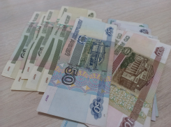 Обман или защита? Жительницу Новороссийска возмутили вопросы представителей банка