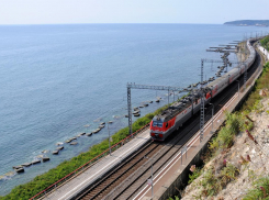 В «Ласточках» не хватает места: из Новороссийска в Сочи могут запустить ночной поезд 