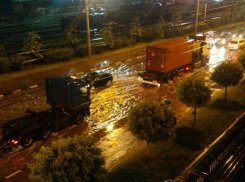 Сведения о последствиях ливня поступают с разных концов Новороссийска