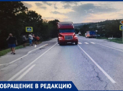 Краевые власти считают, что в пригороде Новороссийска светофор не нужен: аварий маловато