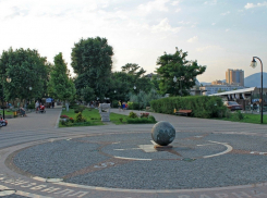 Решение о восстановлении памятника городам-побратимам Новороссийска ещё не принято