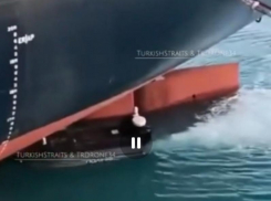 Украинские дроны атаковали три танкера в Черном море