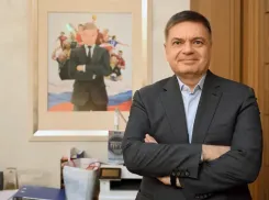 Новороссиец Шишкарев пообещал помочь сотрудникам после атаки на Новороссийск