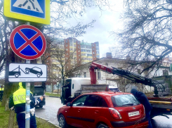 Сезон охоты: в Новороссийске пристально следят за нарушителями правил парковки 