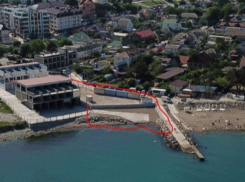 Решение есть, исполнения - нет: рыбаки Новороссийска продолжают отстаивать спуск к морю 