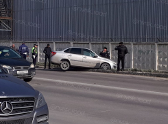 В Челябинск прилетел метеорит, поэтому в Новороссийске улетел автомобиль