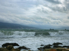 Гроза, ливень и сильный ветер обрушатся на Новороссийск