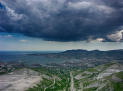 Сегодня в Новороссийске дождь, а день и ночь - равны между собой