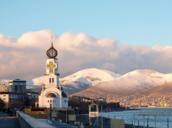 Погода в Новороссийске почти не огорчает в православный праздник