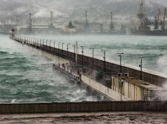 Ливни, грозы и ветер: на Новороссийск надвигается стихия 