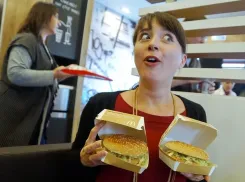 «Макдоналдс» продолжит работу в Новороссийске под новым брендом  