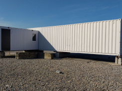 Жители Новороссийска возмутились новой постройкой на территории Суджукской косы 