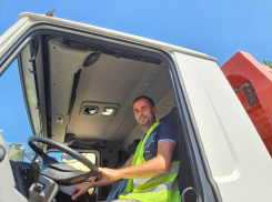 «Находили ребёнка, зубы, иконы», - один день с работником мусорного оператора в Новороссийске 