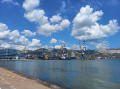 Для открытия причалов в Новороссийске придется заплатить штраф 