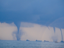 Новороссийцев и гостей города сегодня эвакуируют с пляжей