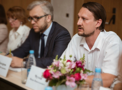 Новый замглавы Новороссийска объяснил свой ник и статус в «ВКонтакте»