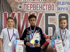 Новороссийские спортсмены-кикбоксеры привезли медали из Астрахани