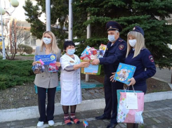 «Коробка храбрости» для маленьких новороссийцев