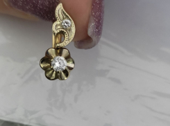 В Новороссийске стали все чаще пропадать сережки 