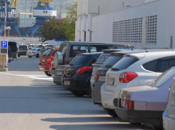 Дешевле или дороже: новороссийцы пытаются разобраться с тарифом на платную парковку