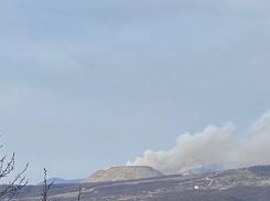 Снова горит мусорный полигон в Новороссийске