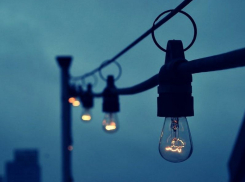 Завтра многие улицы Новороссийска останутся без света: кому не повезет 