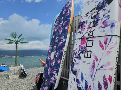 «На пляжах отдыхают, а не музыку слушают!» - крик души жительницы Новороссийска 