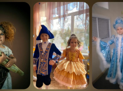 Фея, Снегурочка и девочка в стиле «стимпанк»: новогодний маскарад на «Блокноте» продолжается