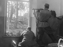 Новороссийск 75 лет назад: в бой вводятся последние резервы