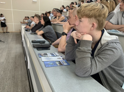 День открытых дверей в Ушаковке собрал более 500 абитуриентов и их родителей