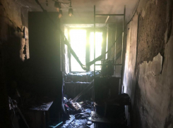 Новороссийцам пришлось эвакуироваться из детской поликлиники из-за пожара