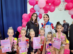 Где воспитывают сильных духом девчонок в Новороссийске?