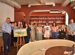 Работы юных новороссийских художников украсили стены заведения «Dreamers»