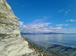 Эколог внес пляжи Новороссийска в зону риска на летний сезон