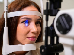 Близорукость побеждена? Ученые нашли способ скорректировать зрение током за минуту