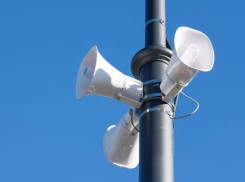 Из-за атаки БПЛА в Краснодарском крае повреждены дома и загорелся автомобиль 