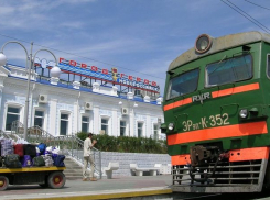 С начала года новороссийский ЖД вокзал обслужил 172 тысячи пассажиров 