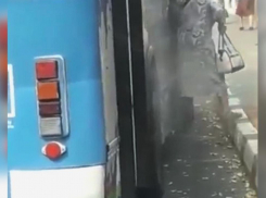 В Новороссийске загорелся троллейбус с пассажирами