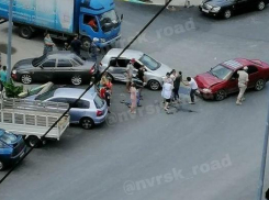 Шестимесячный ребенок, 80-летняя бабушка, 41-летняя женщина пострадали от автомобилистов Новороссийска 