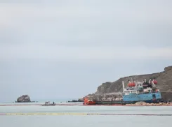 Нефтяные танкеры в Чёрном море могут пробыть на дне год: дело в деньгах 