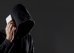 Учитель из Новороссийска перевела мошенникам более 2 миллионов